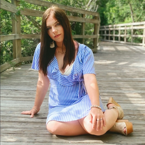 Meet your Posher, Taylor - Picture 3 of 3